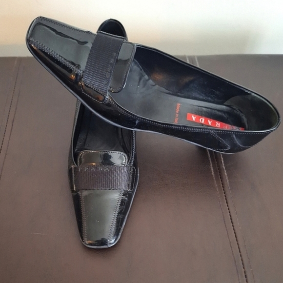 Prada Patent Leather Heels - Picture 4 of 13